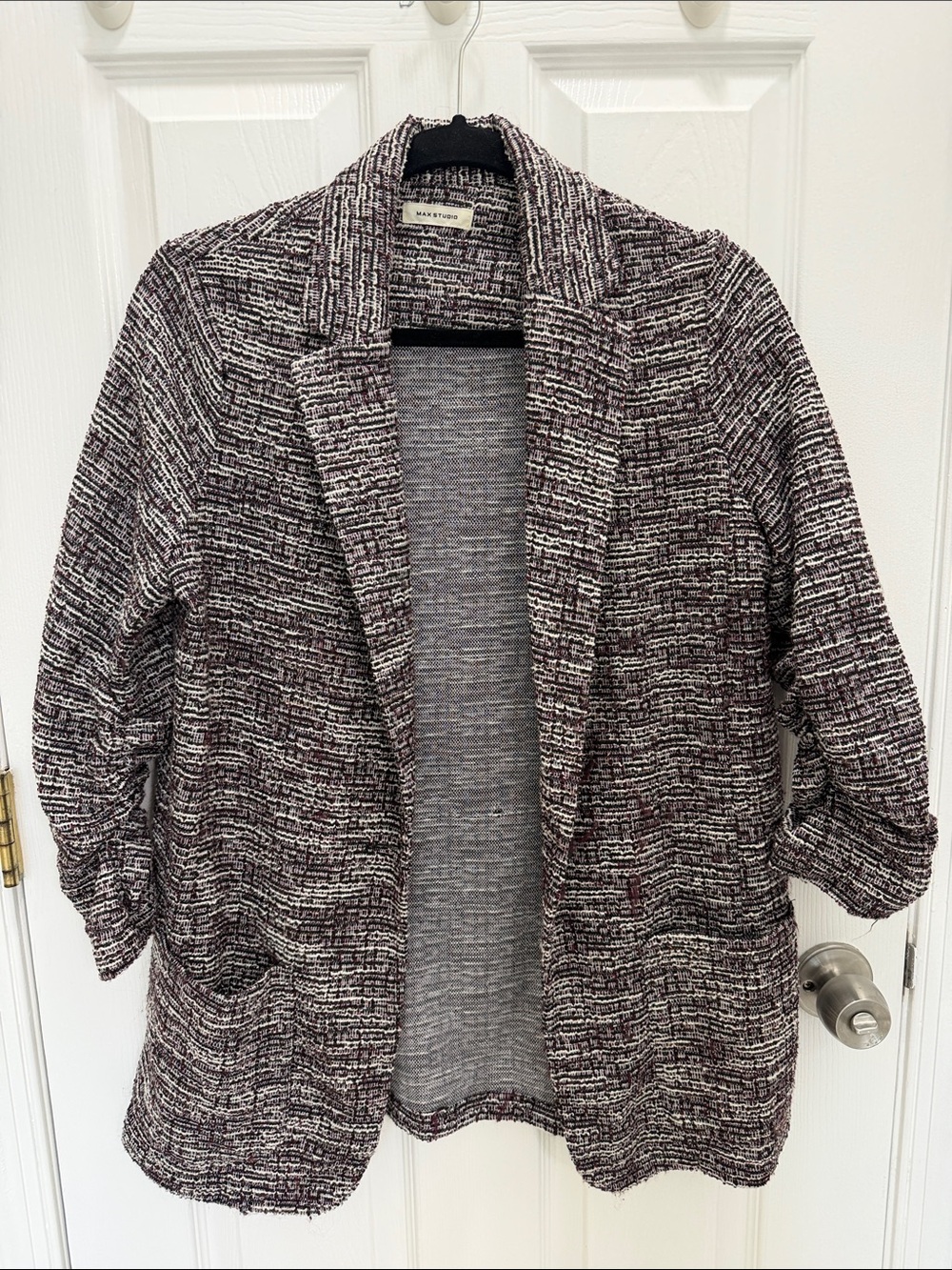 Max studio Textured Open-Front Cardigan Jacket in Black, burgundy & White